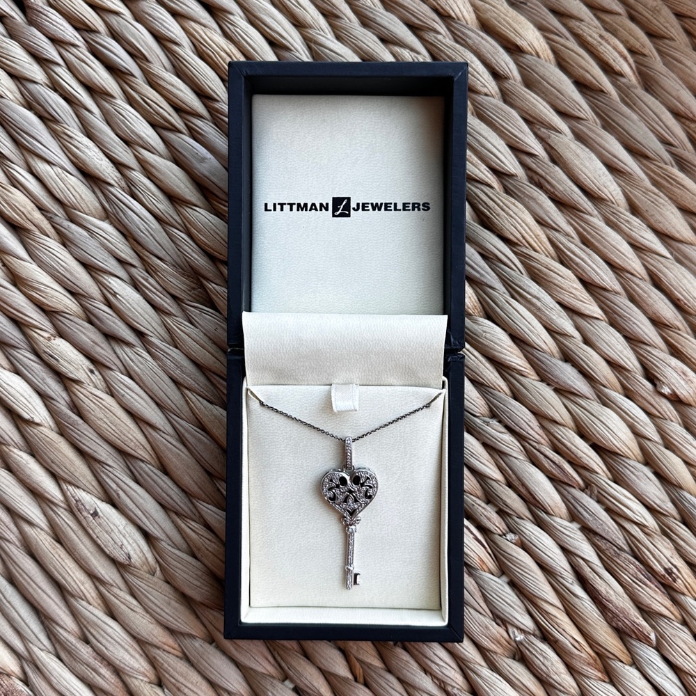 Littman Jewelers Silver Key Pendant Necklace